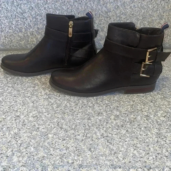 Tommy Hilfiger Ankle Boots - Picture 4 of 6